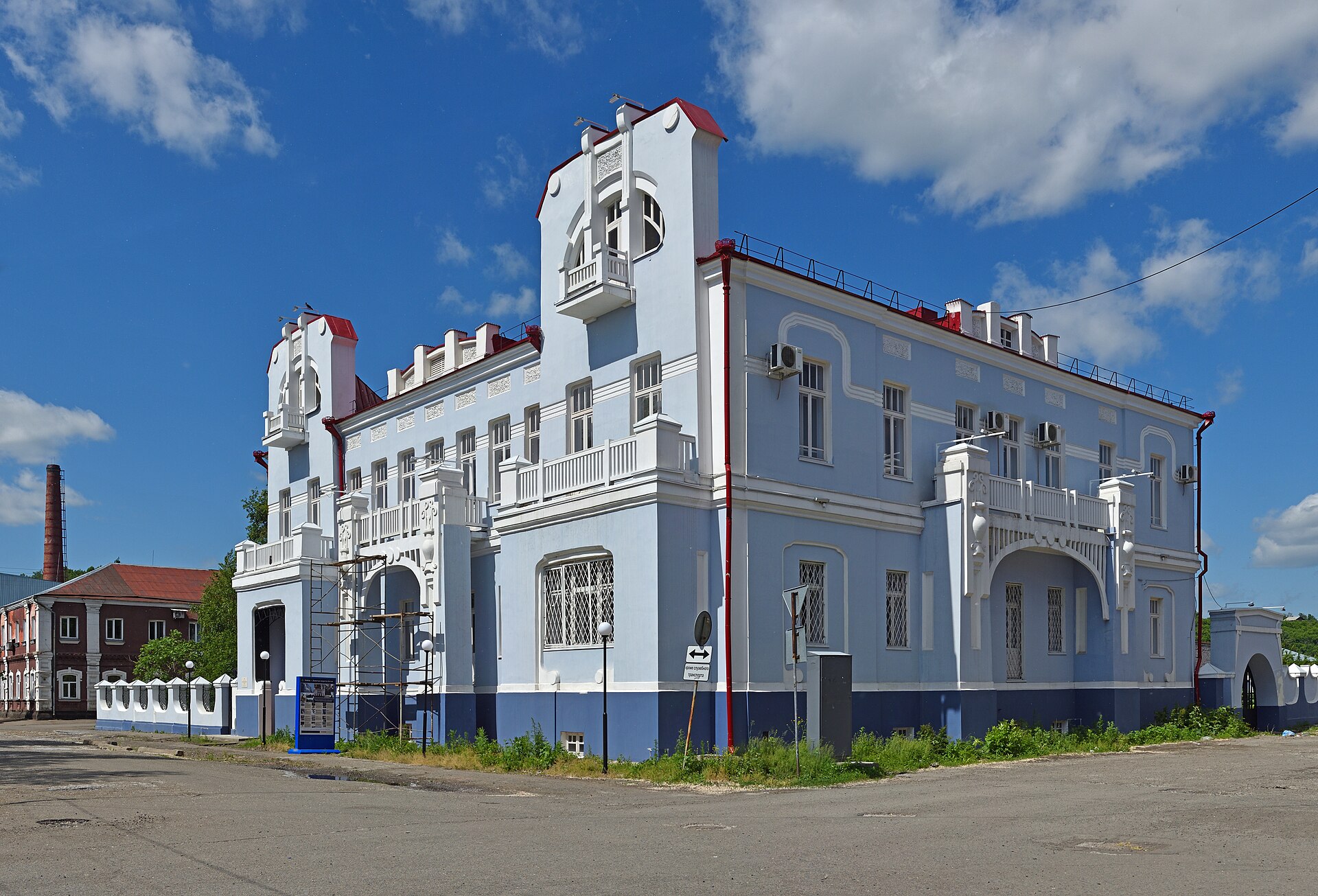 Усадьба Ассанова на улице Ленина в Бийске